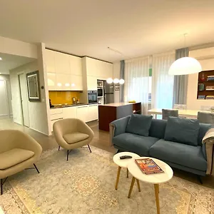  Apartment Incantevole Con Posto Auto Riservato-clic House Italien